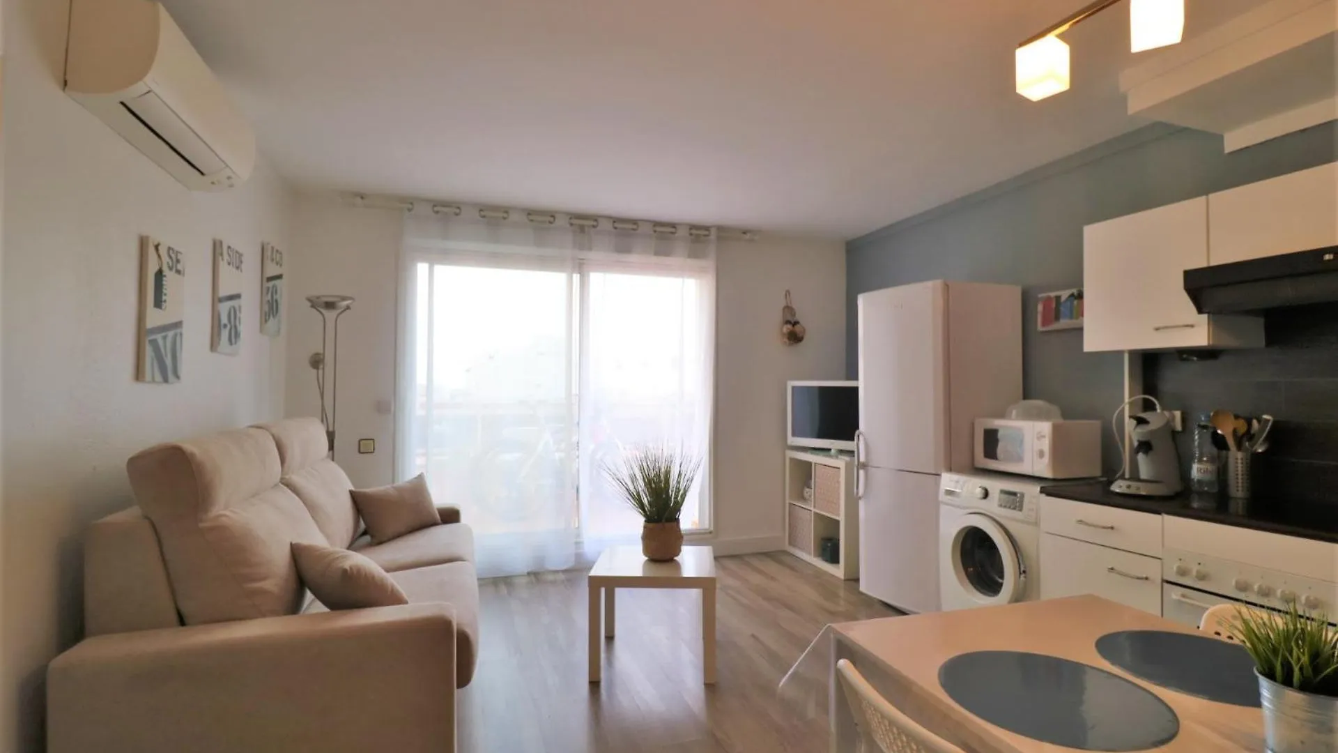 Club Nautic III B16 -T2 Piso Cerca Del Mar Apartment Empuriabrava
